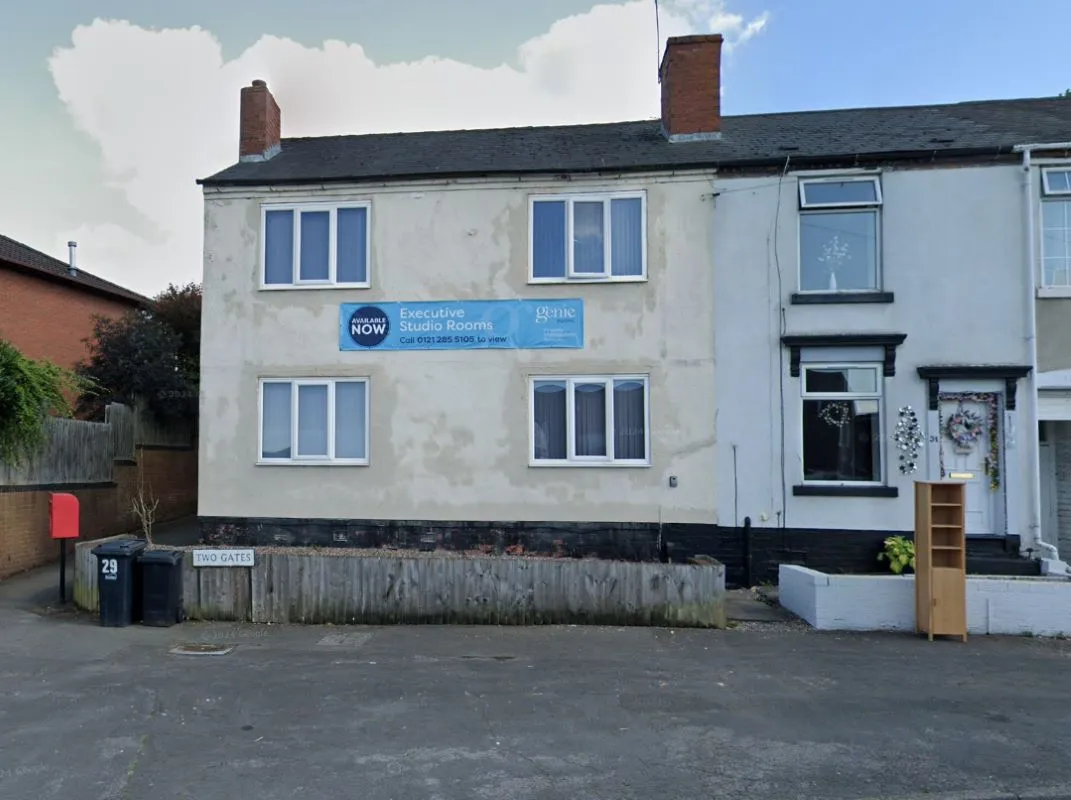 Two Gates, Halesowen, West Midlands, B63 2HY - Online Auctions