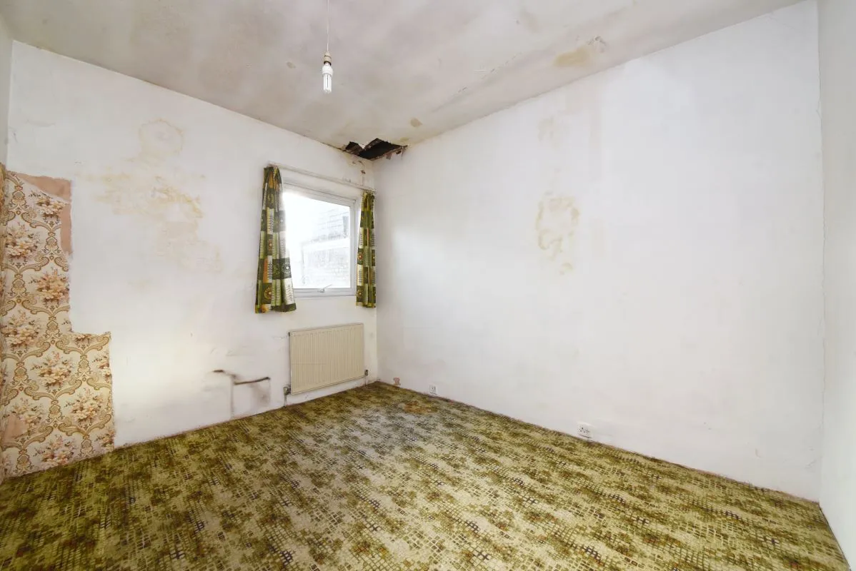 Calderon Road, London, E11 4EU - Online Auctions