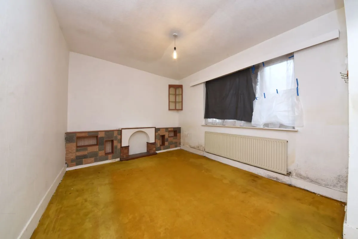 Calderon Road, London, E11 4EU - Online Auctions
