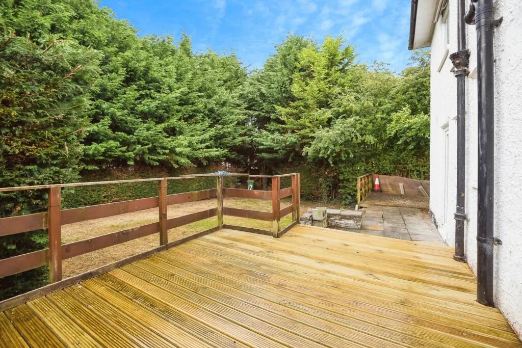 3 bed Semi-Detached