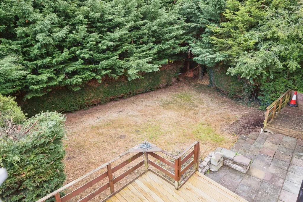 3 bed Semi-Detached