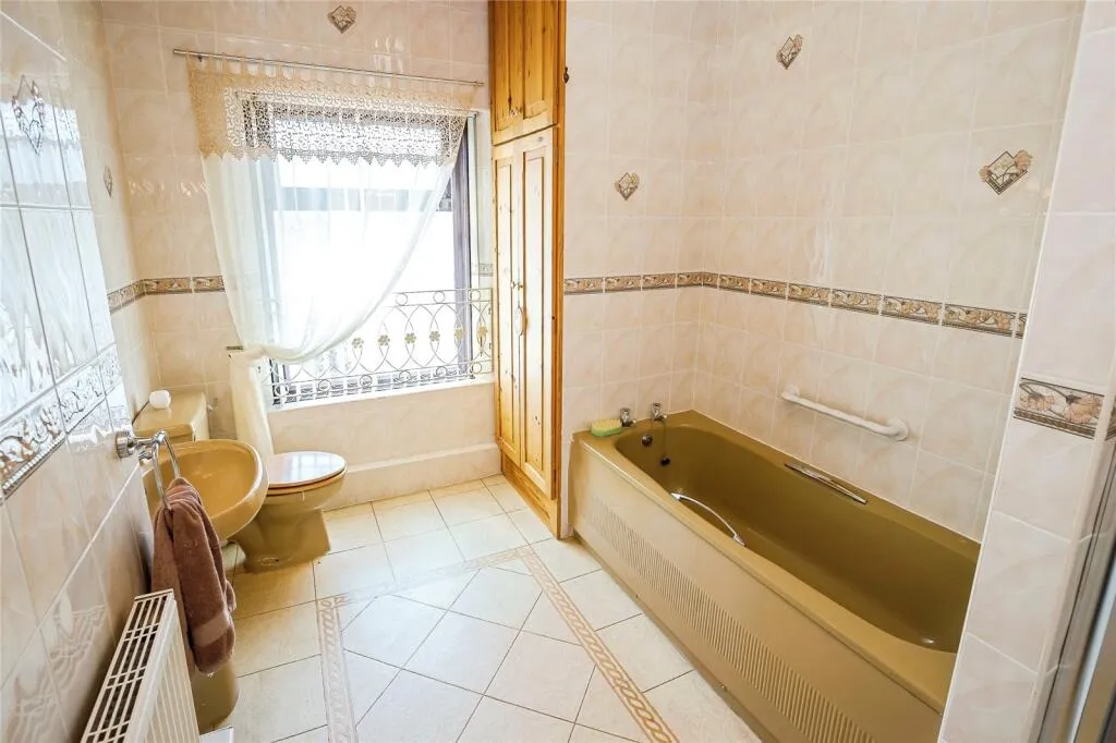 3 bed Detached