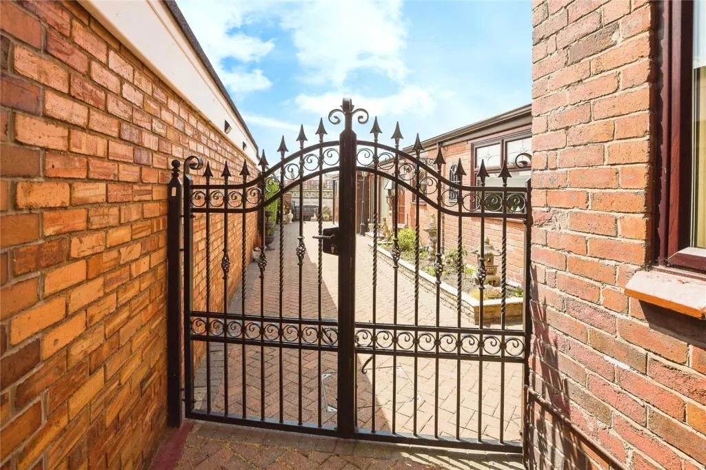 3 bed Detached