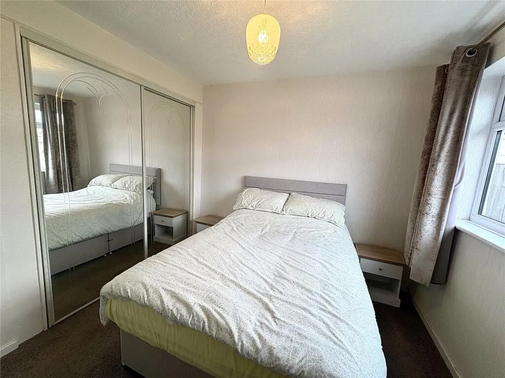 2 bed Semi-Detached Bungalow