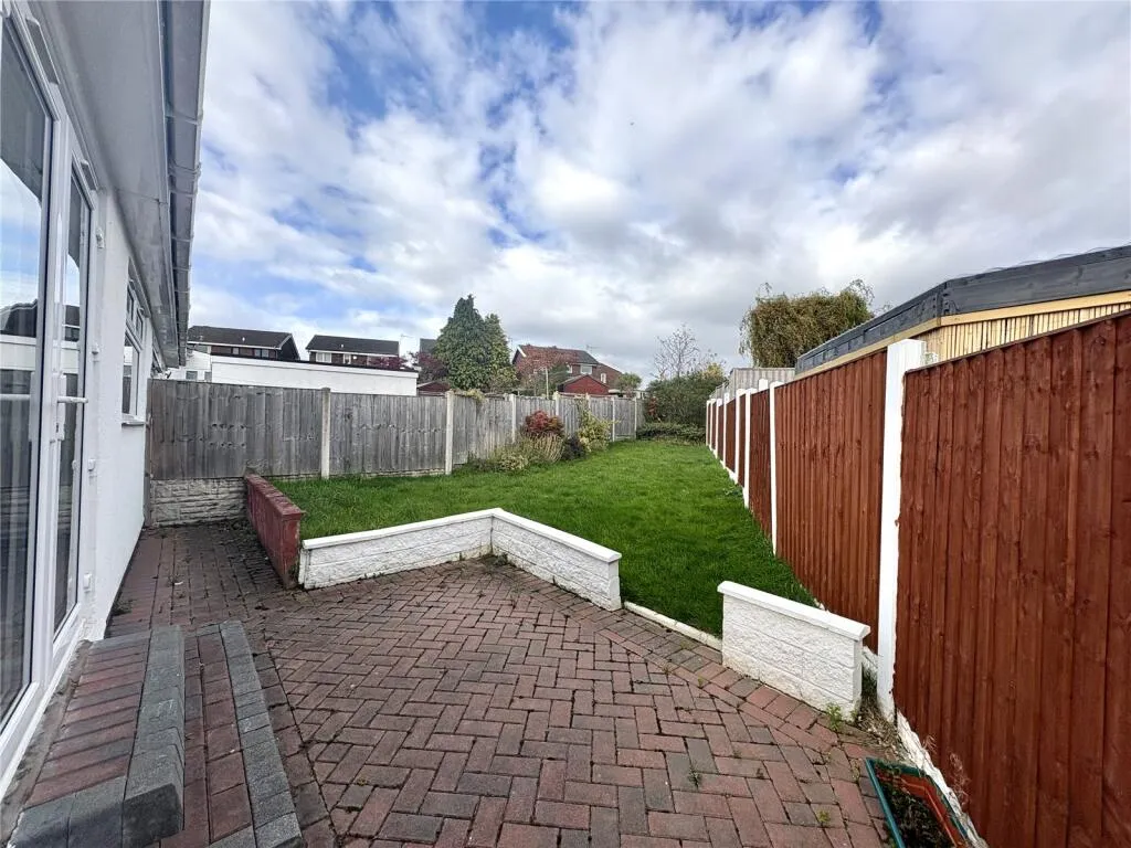 2 bed Semi-Detached Bungalow