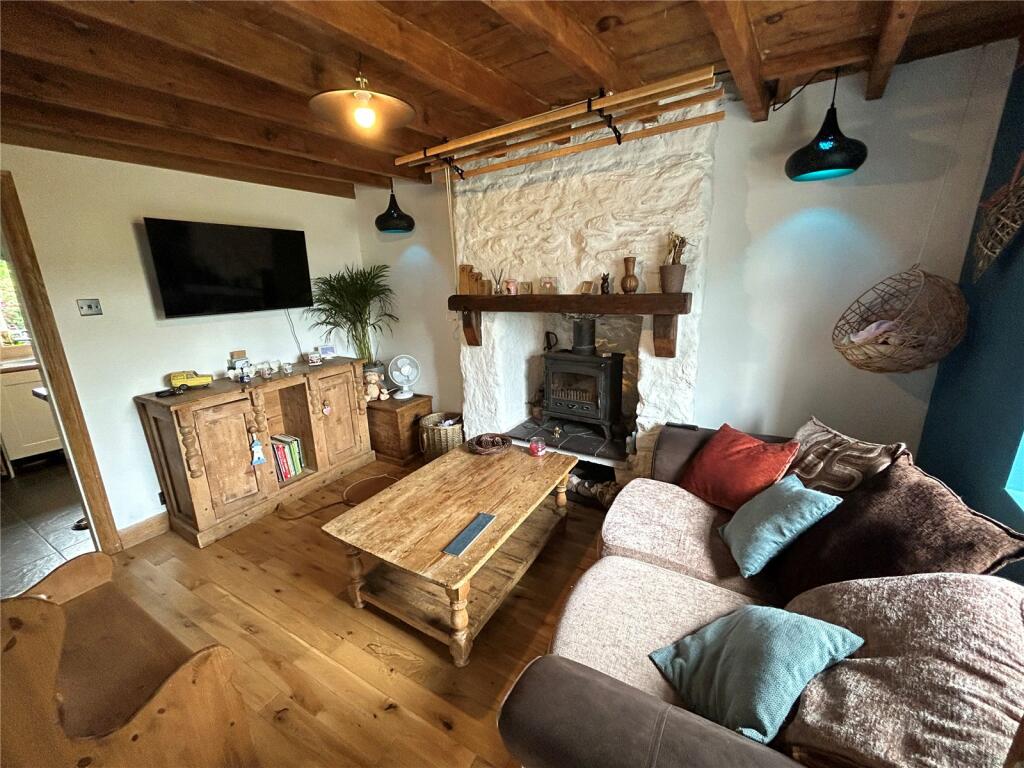2 bed Terraced