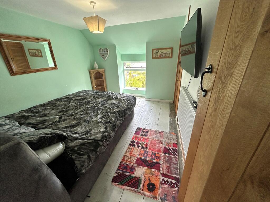 2 bed Terraced