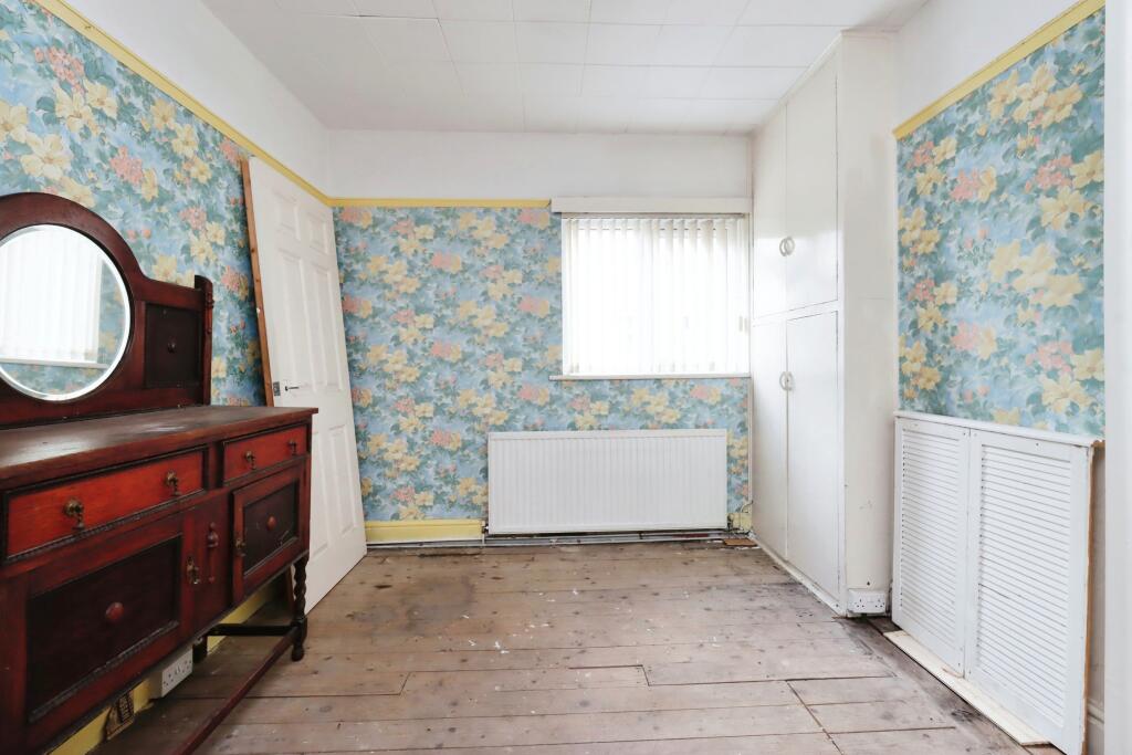2 bed House