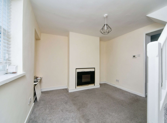 2 bed Terraced