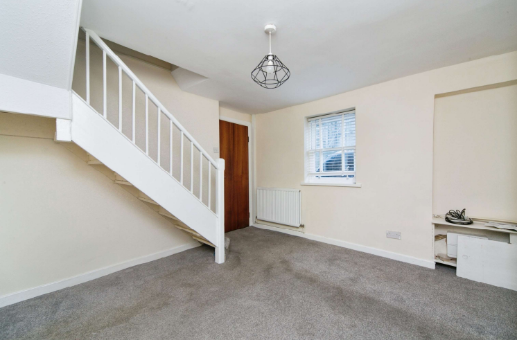 2 bed Terraced
