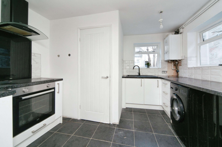 2 bed Terraced