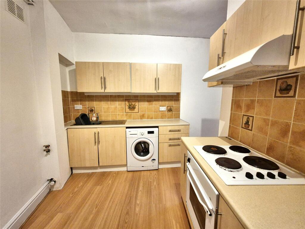 2 bed End of Terrace