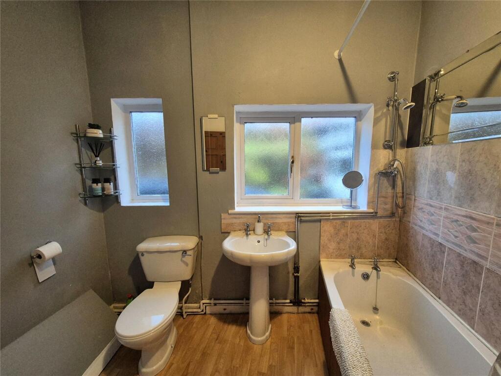 2 bed End of Terrace