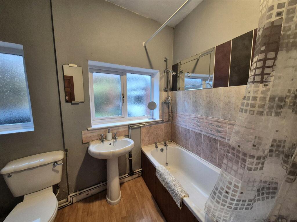 2 bed End of Terrace