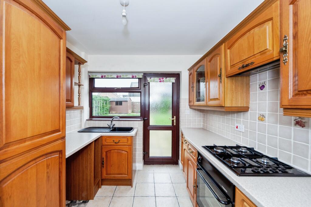 2 bed Semi-Detached Bungalow