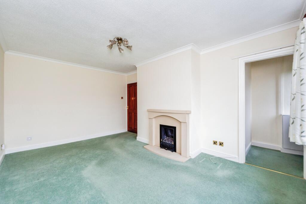 2 bed Semi-Detached Bungalow