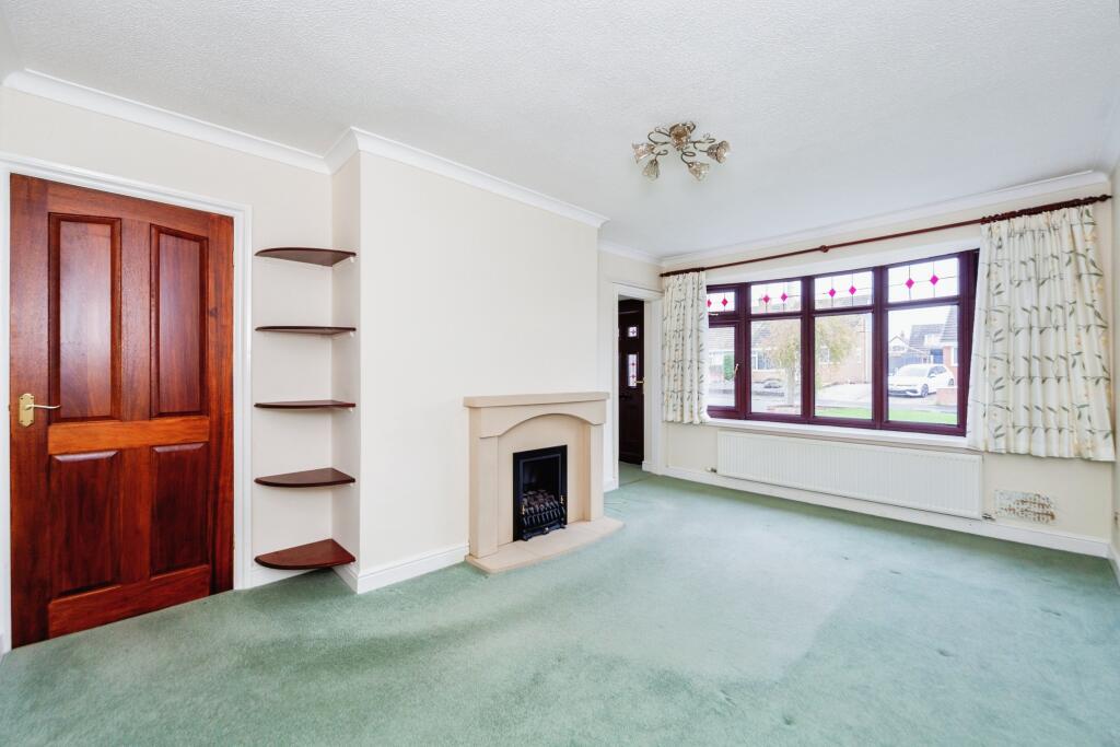 2 bed Semi-Detached Bungalow