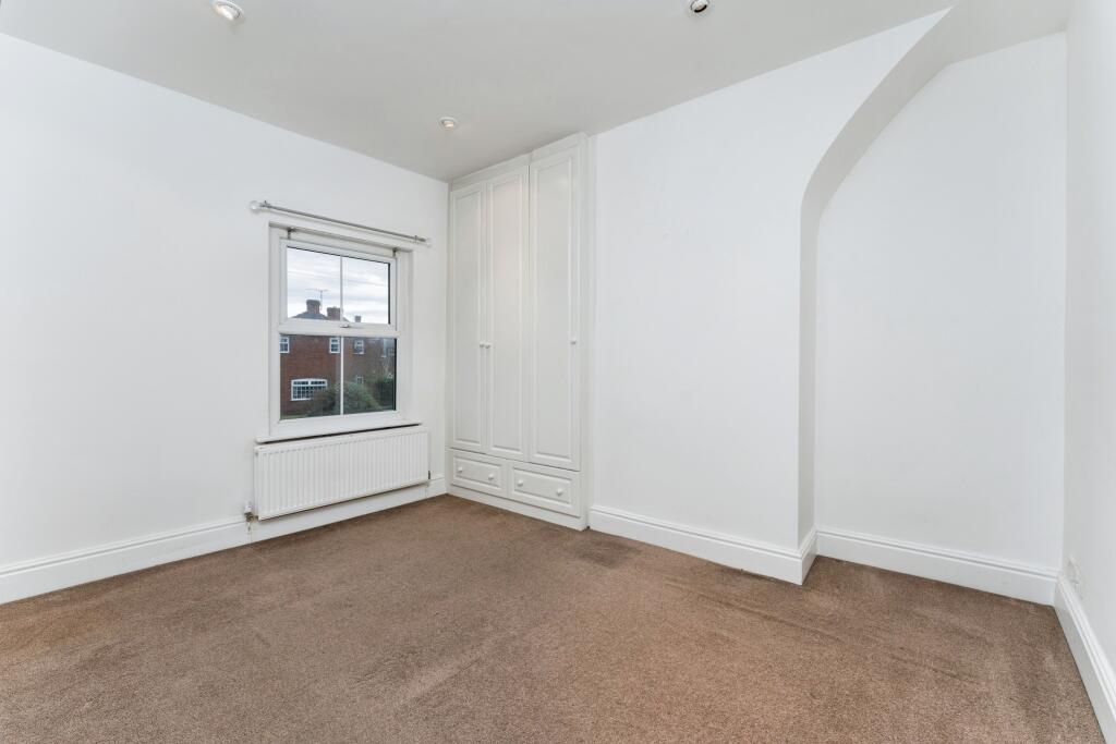2 bed End of Terrace