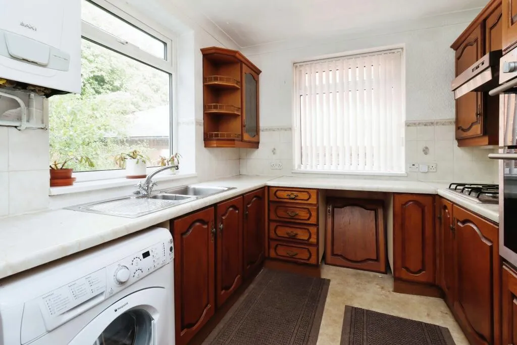 3 bed Semi-Detached
