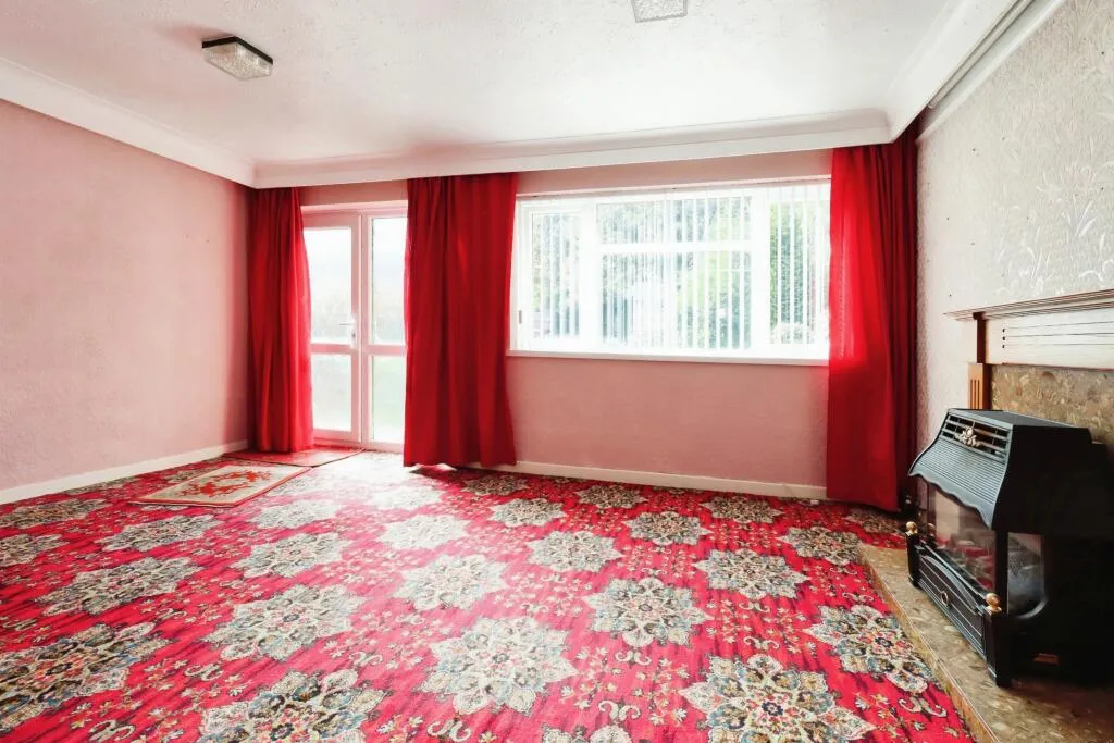 3 bed Semi-Detached