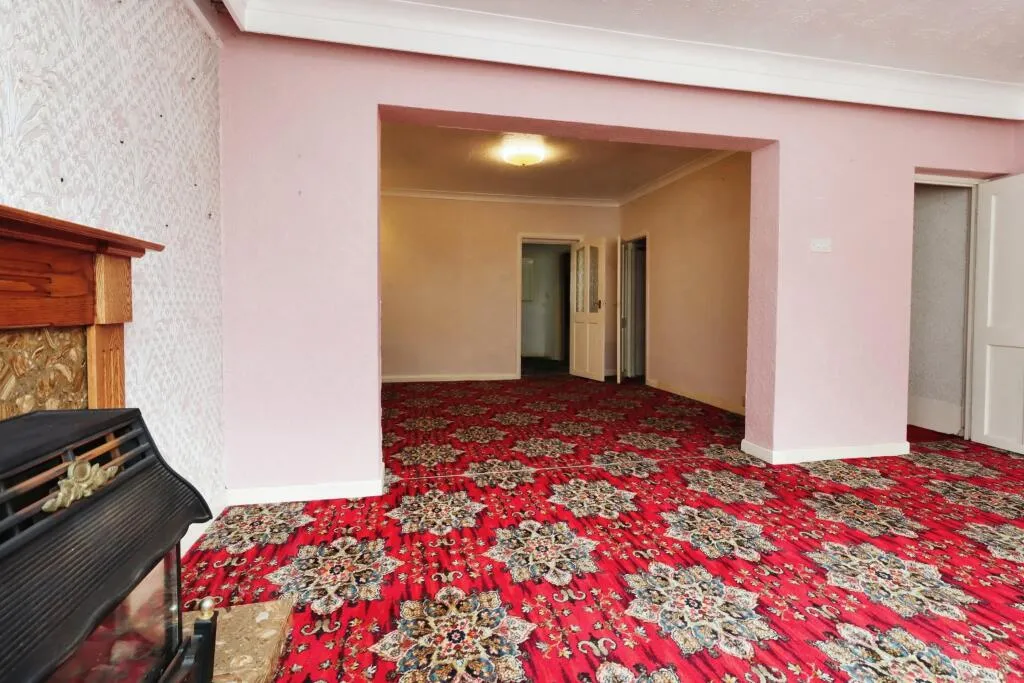 3 bed Semi-Detached