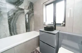 4 bed Detached