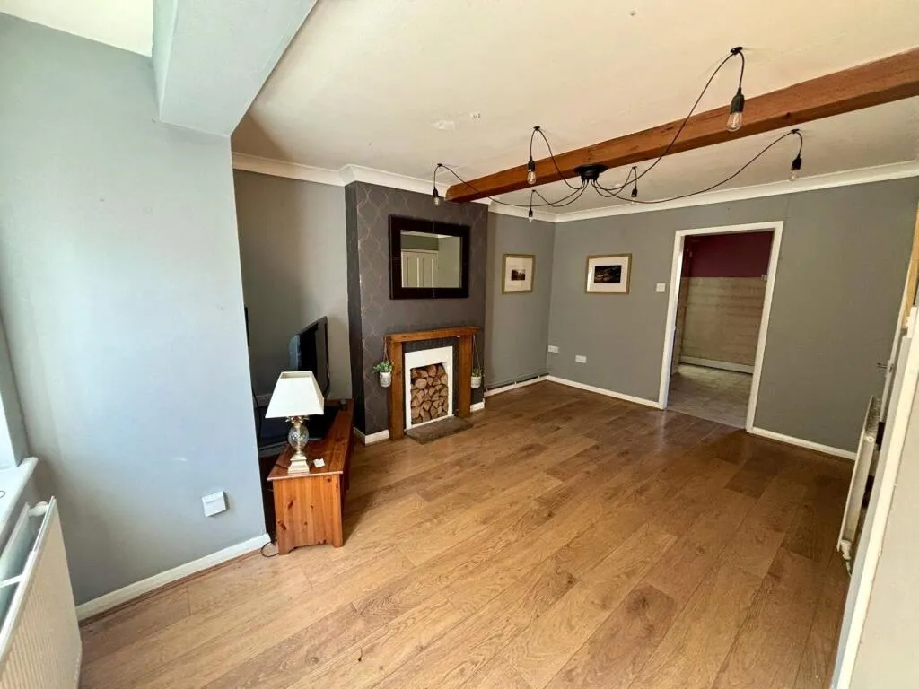2 bed Terraced