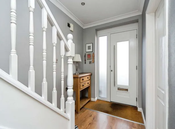 4 bed Detached