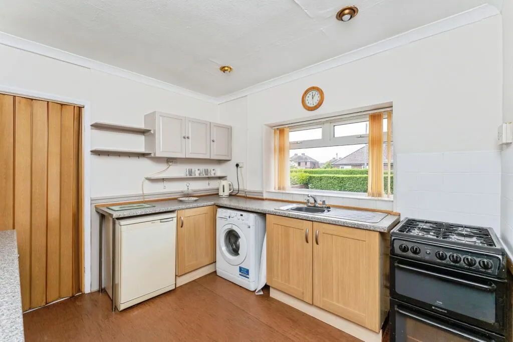 2 bed Semi-Detached