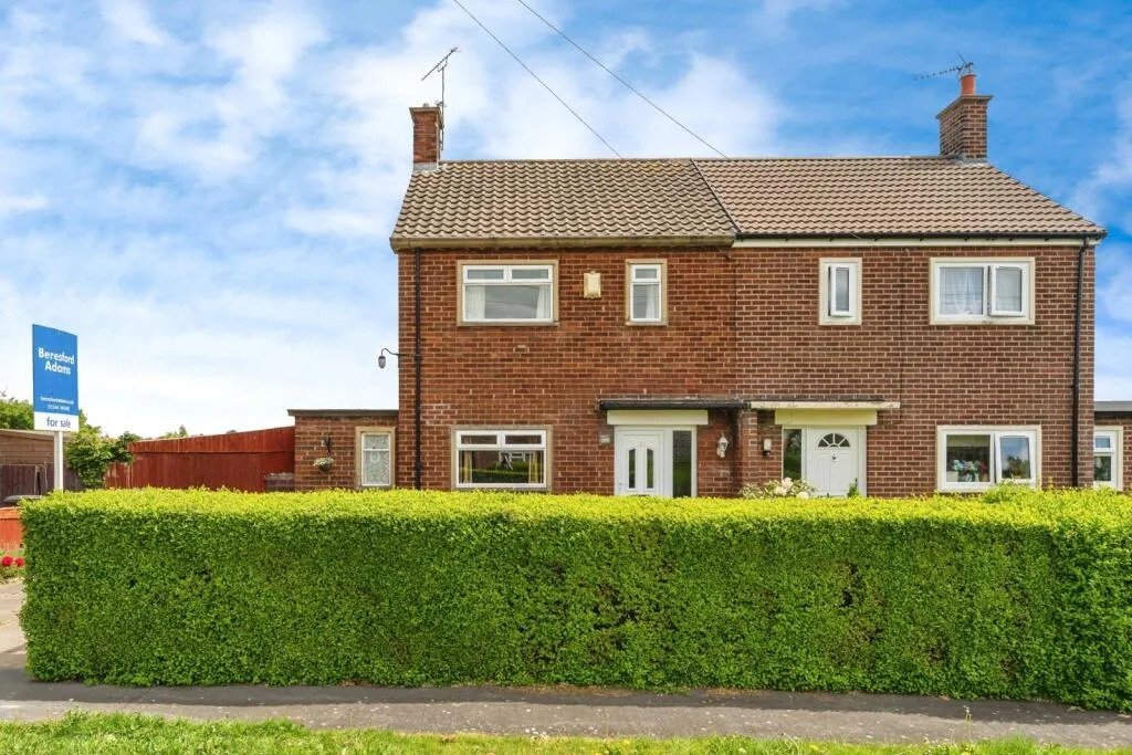 2 bed Semi-Detached
