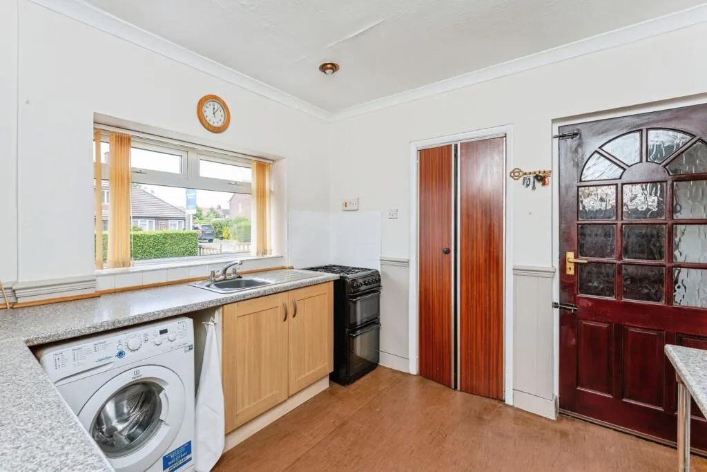 2 bed Semi-Detached