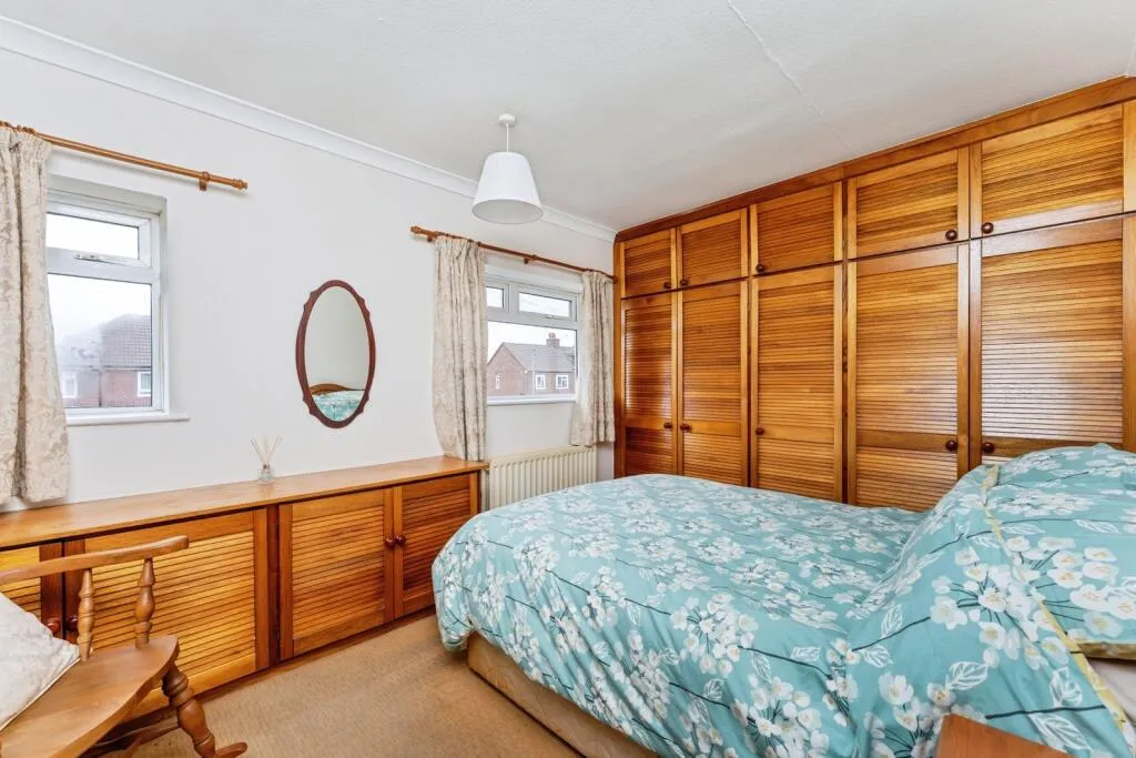 2 bed Semi-Detached