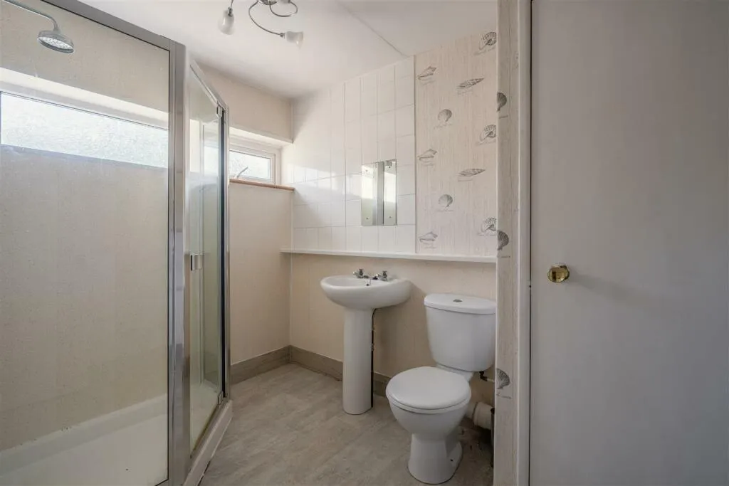 3 bed Terraced