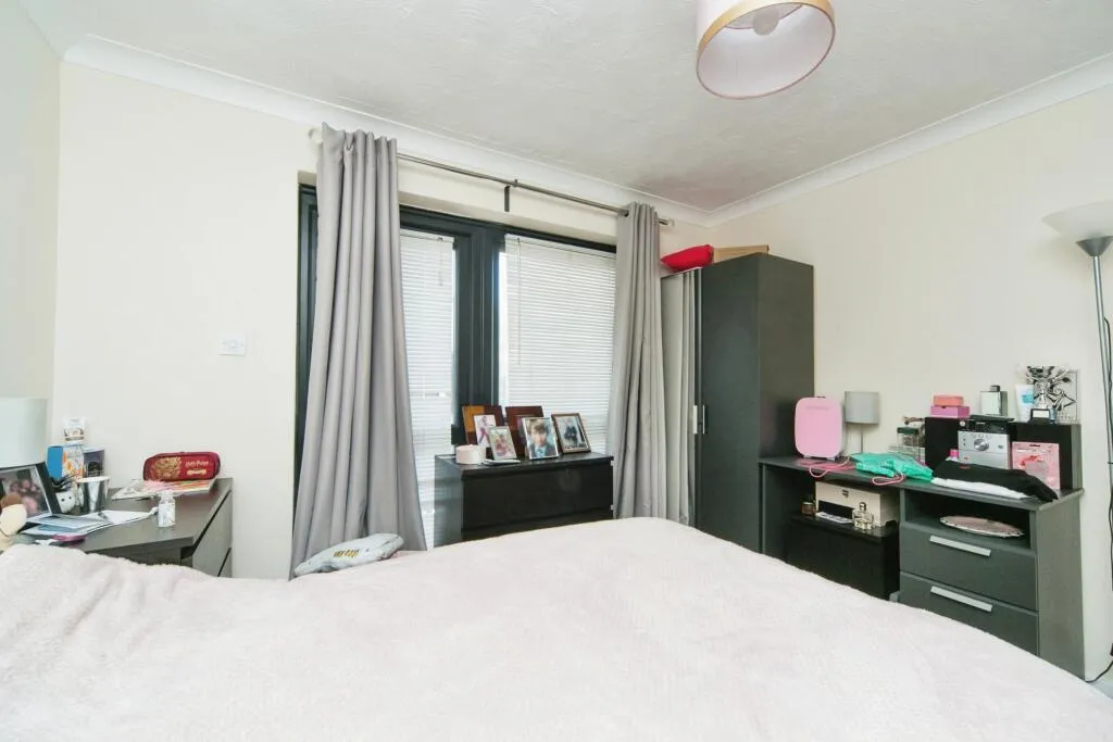 1 bed Maisonette