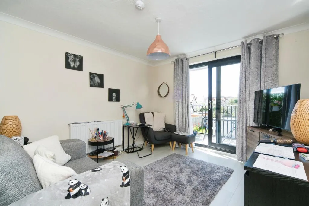 1 bed Maisonette