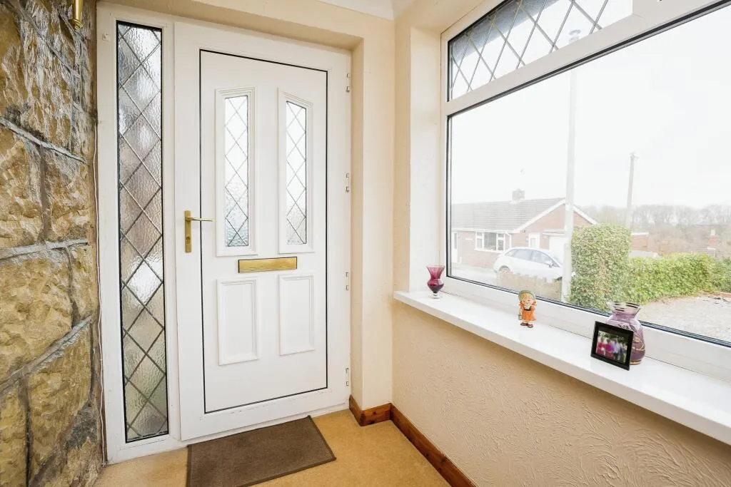 4 bed Detached