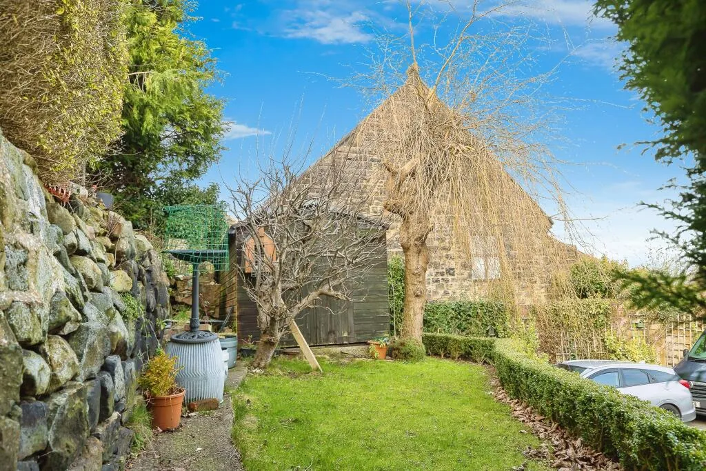 4 bed Detached