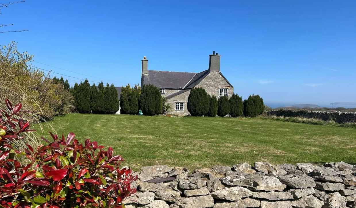4 bed Detached