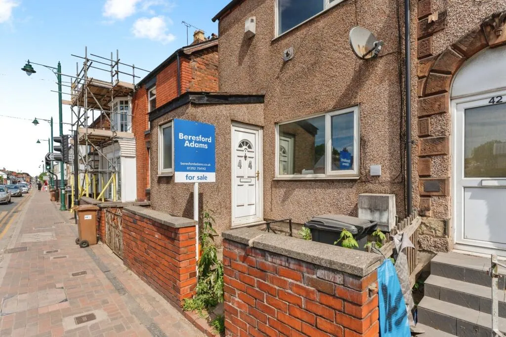 2 bed End of Terrace