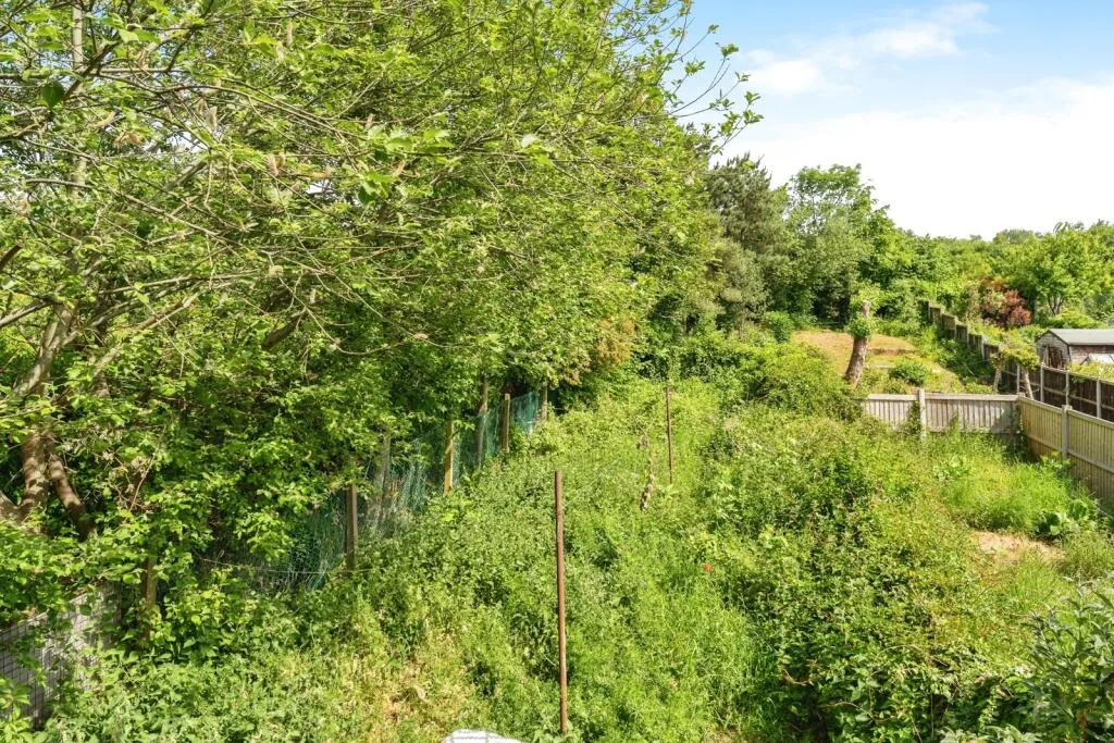2 bed End of Terrace
