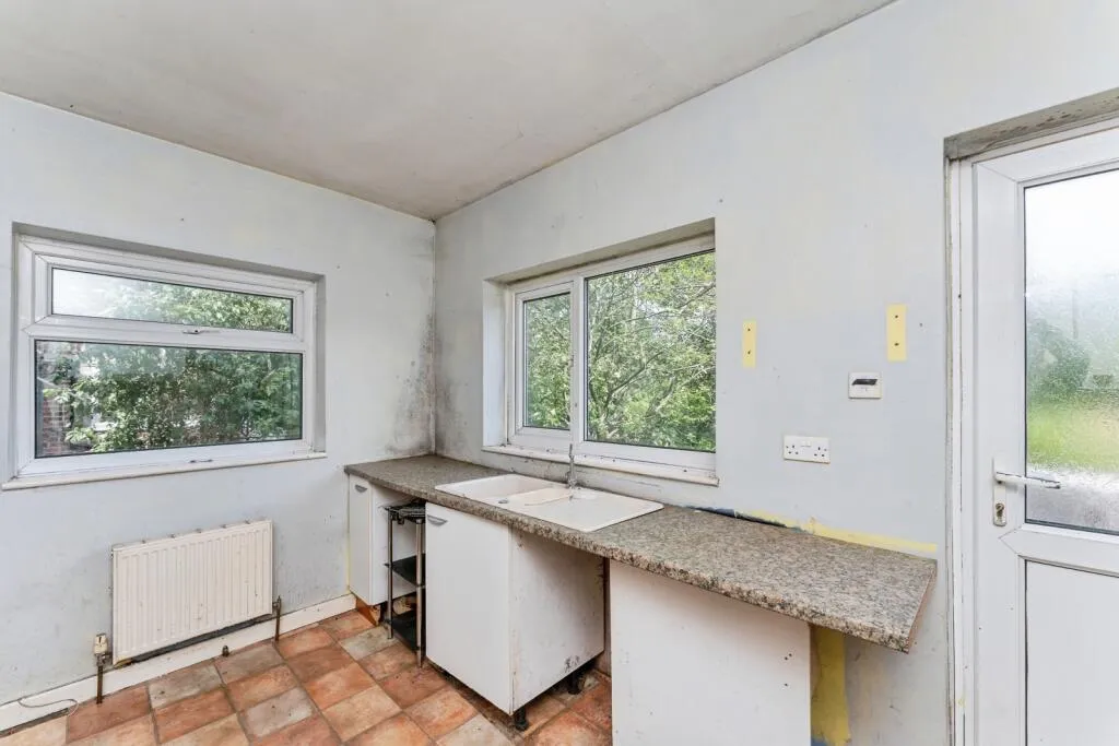 2 bed End of Terrace