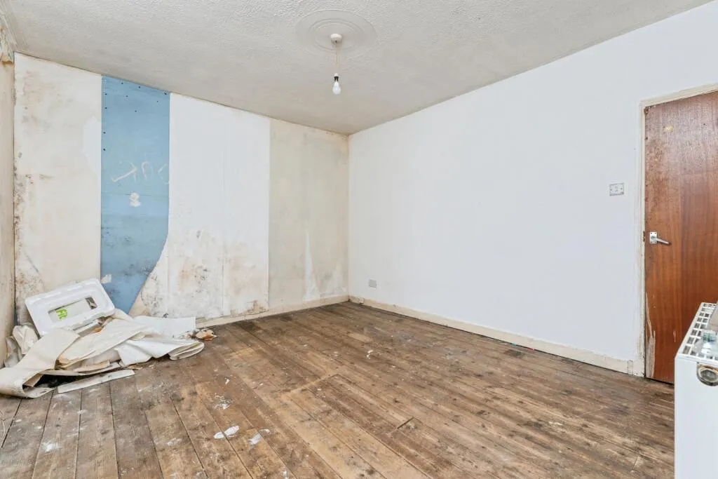 2 bed End of Terrace