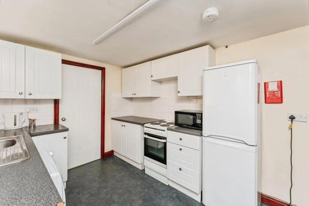 3 bed Terraced