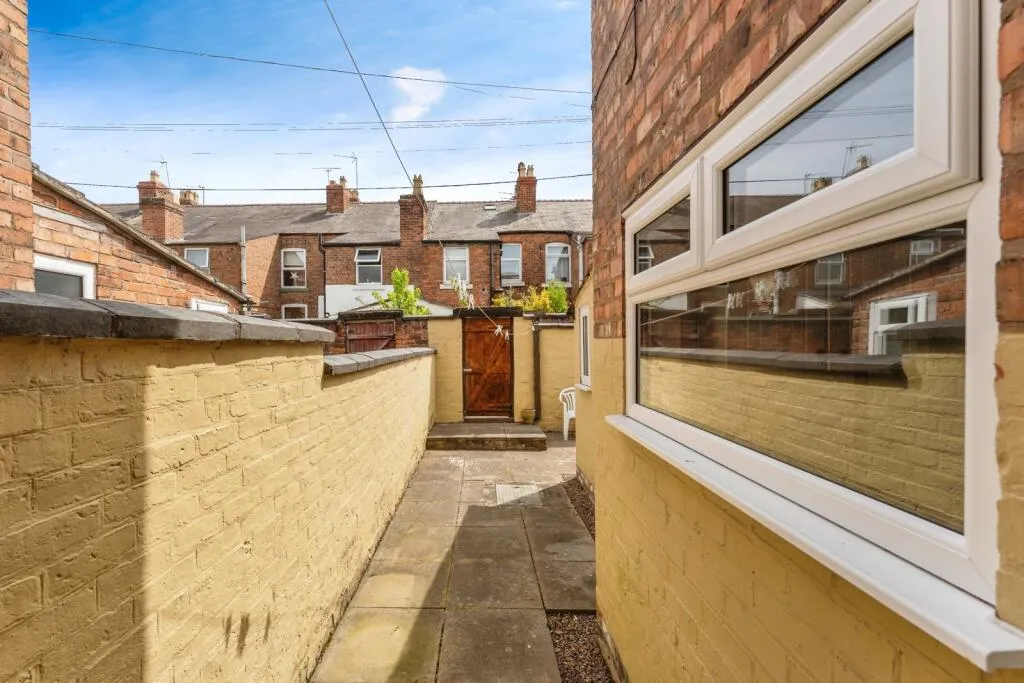 3 bed Terraced