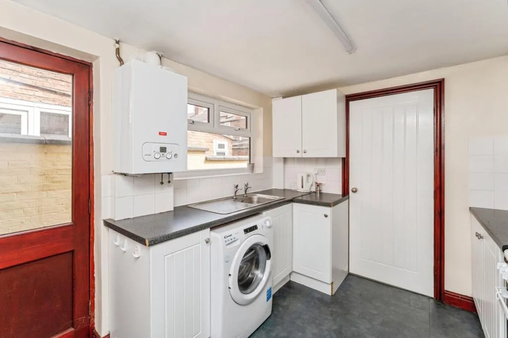 3 bed Terraced