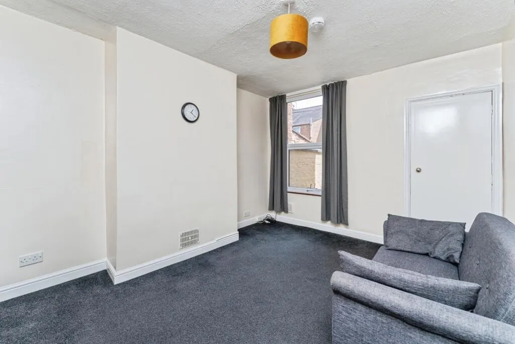 3 bed Terraced