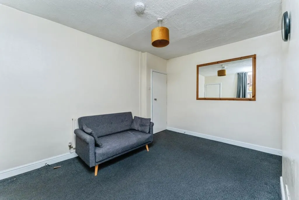 3 bed Terraced