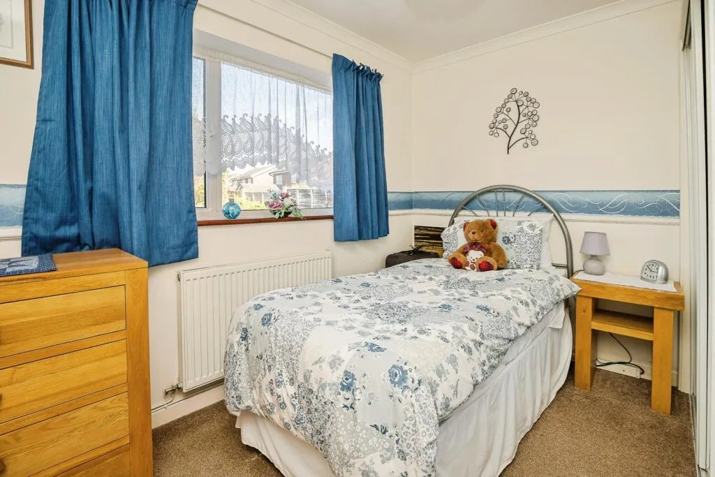 3 bed Detached Bungalow