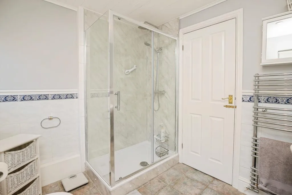 3 bed Detached Bungalow