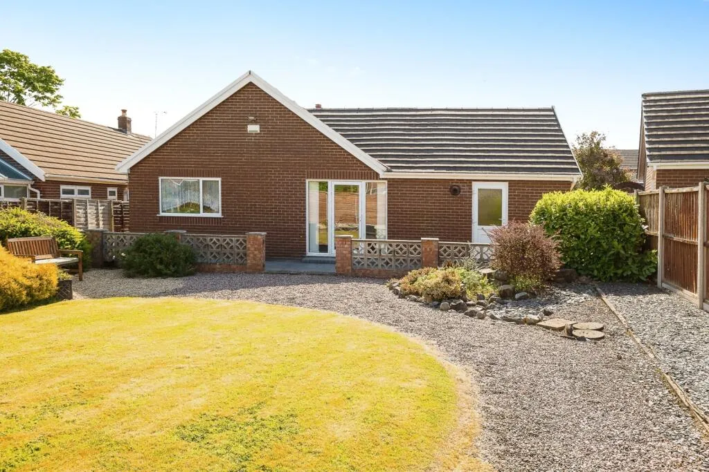 3 bed Detached Bungalow